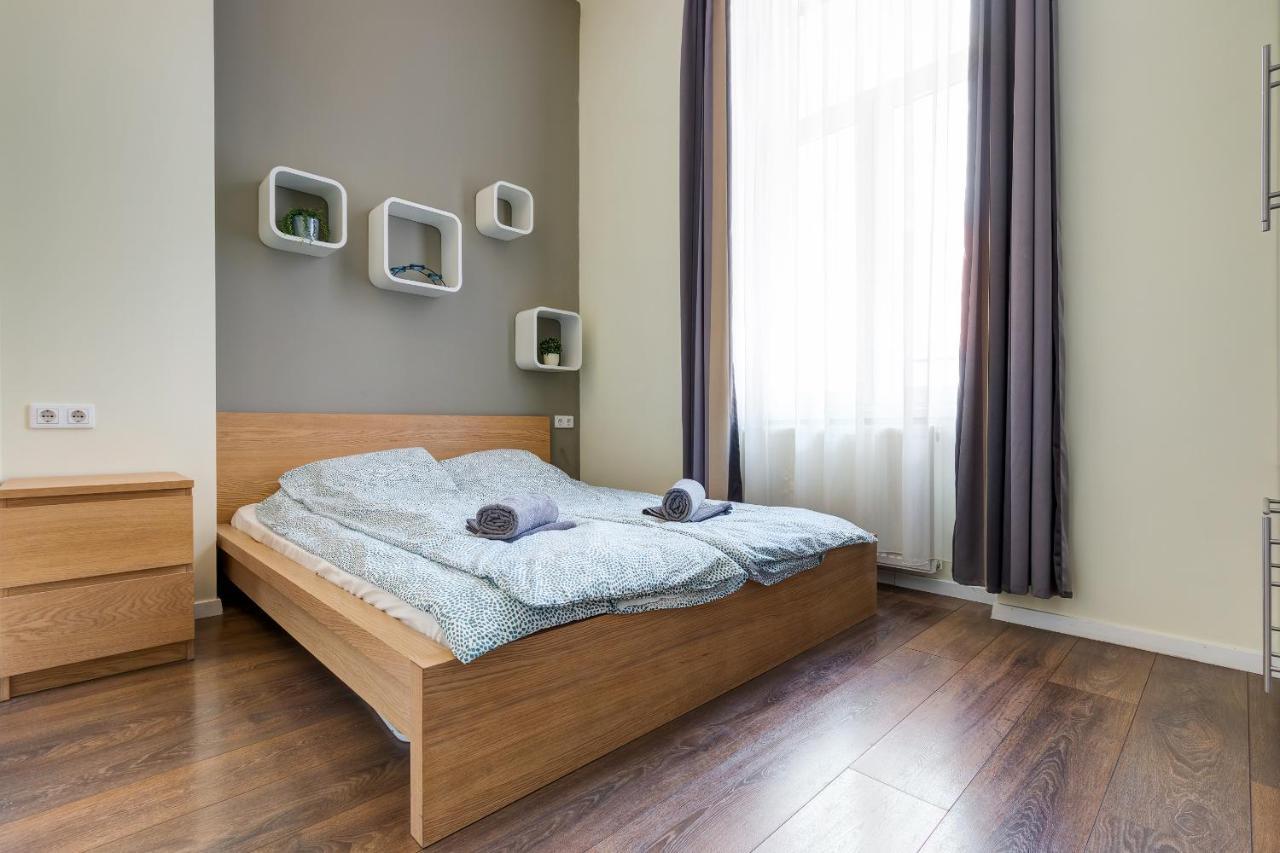 Spacious & Stylish In Downtown Lejlighed *